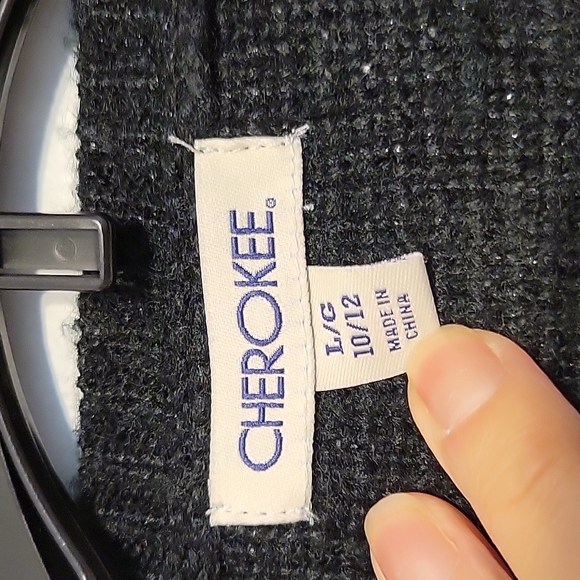 Sweater cover up - Picture 3 of 4